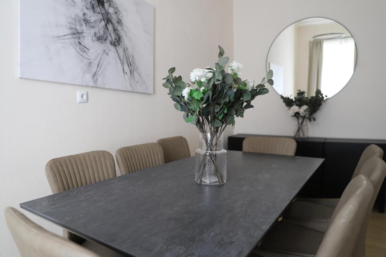 Spacious Apartment, 3 Min To U6 Metro Bécs Kültér fotó
