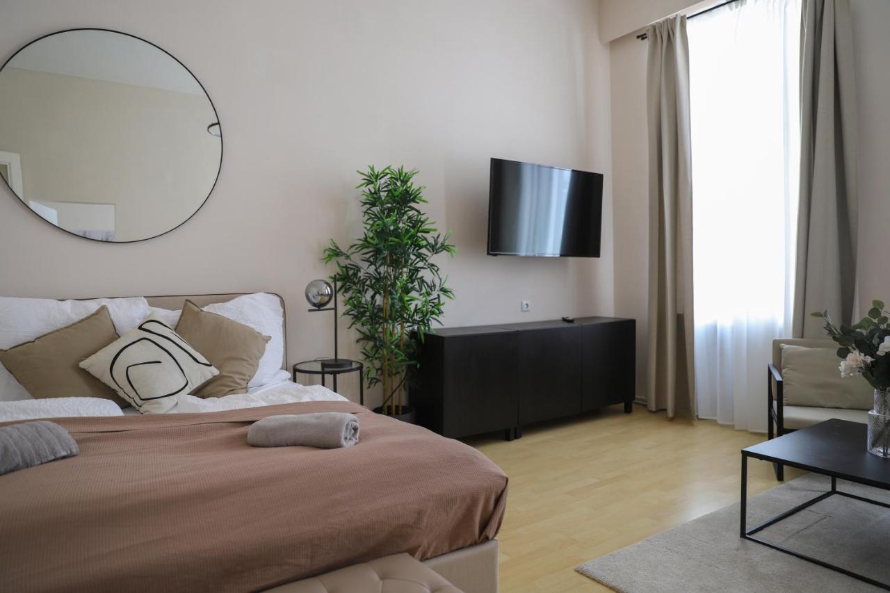 Spacious Apartment, 3 Min To U6 Metro Bécs Kültér fotó