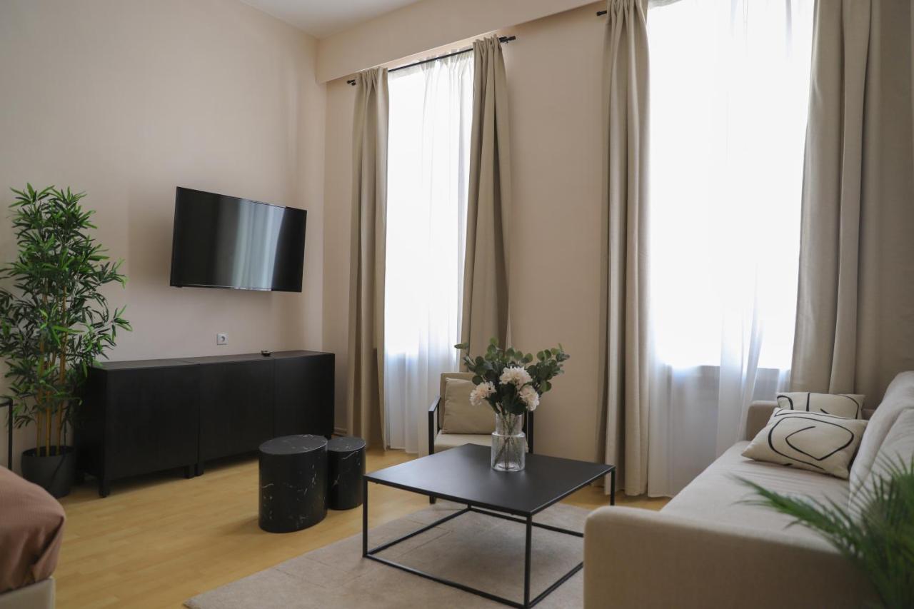 Spacious Apartment, 3 Min To U6 Metro Bécs Kültér fotó