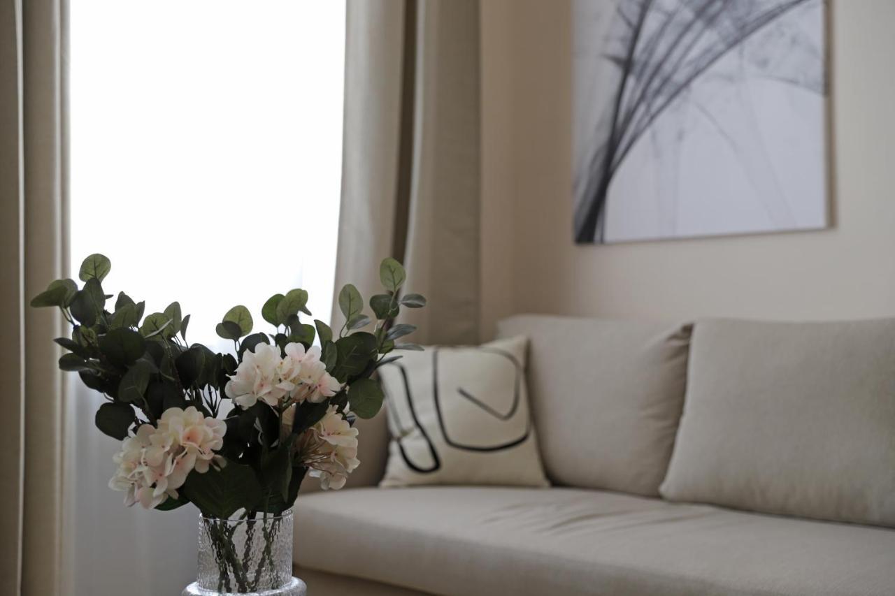 Spacious Apartment, 3 Min To U6 Metro Bécs Kültér fotó