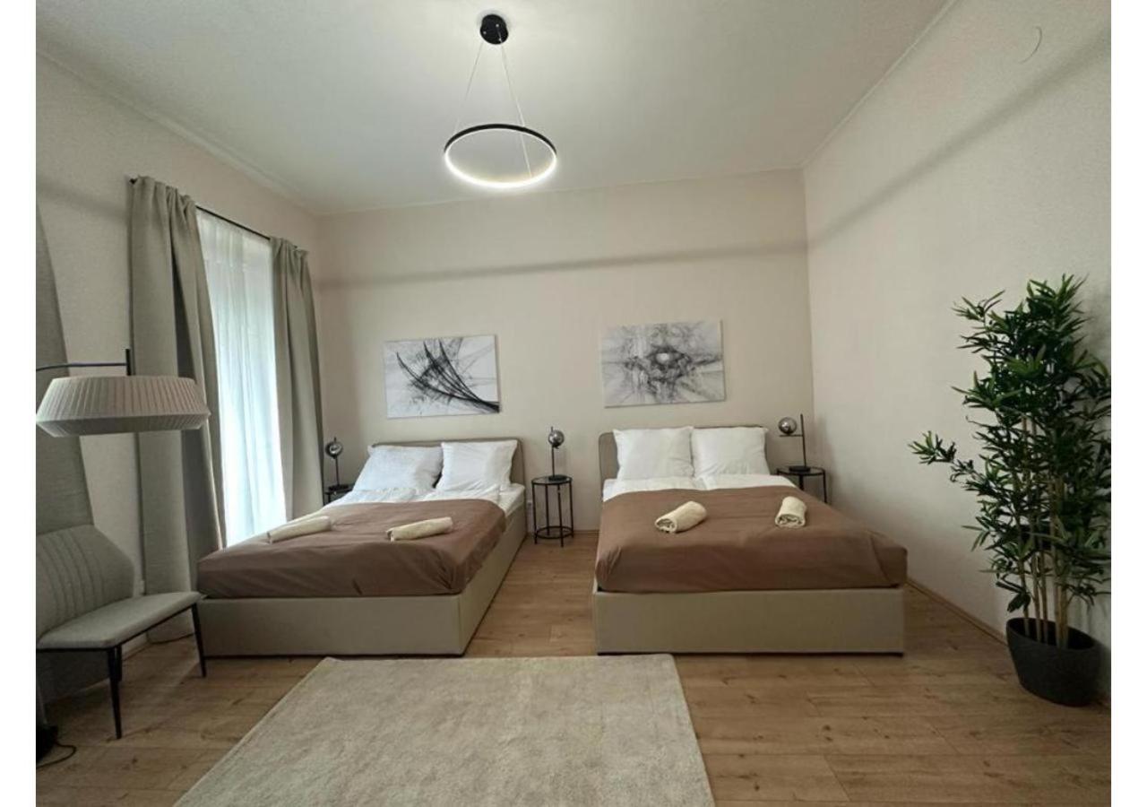 Spacious Apartment, 3 Min To U6 Metro Bécs Kültér fotó