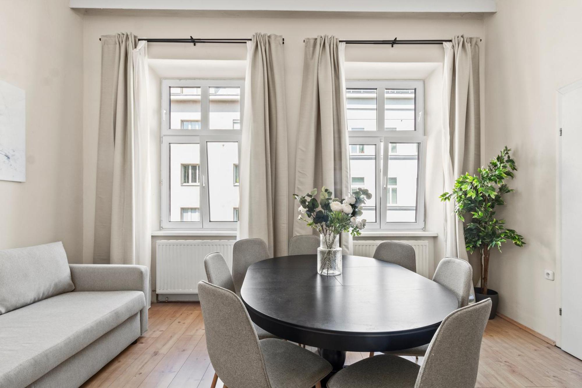 Spacious Apartment, 3 Min To U6 Metro Bécs Kültér fotó