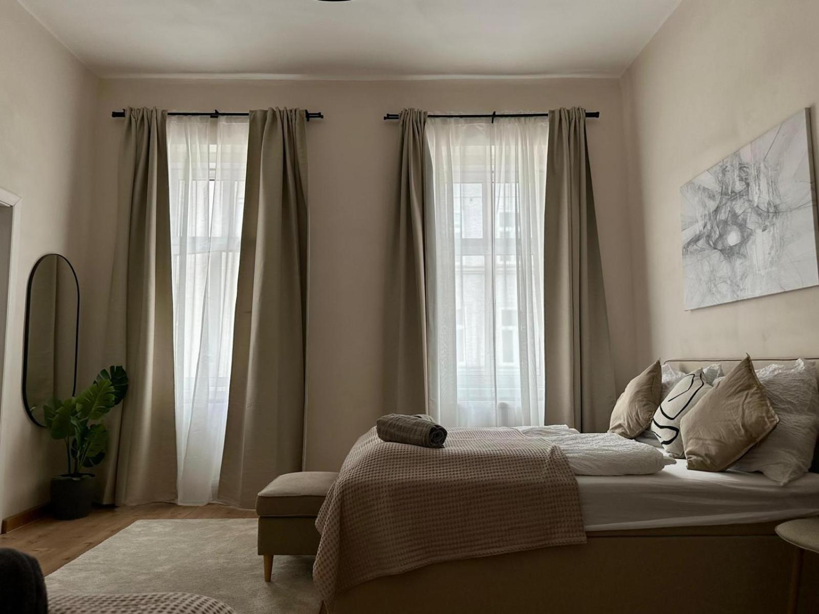 Spacious Apartment, 3 Min To U6 Metro Bécs Kültér fotó