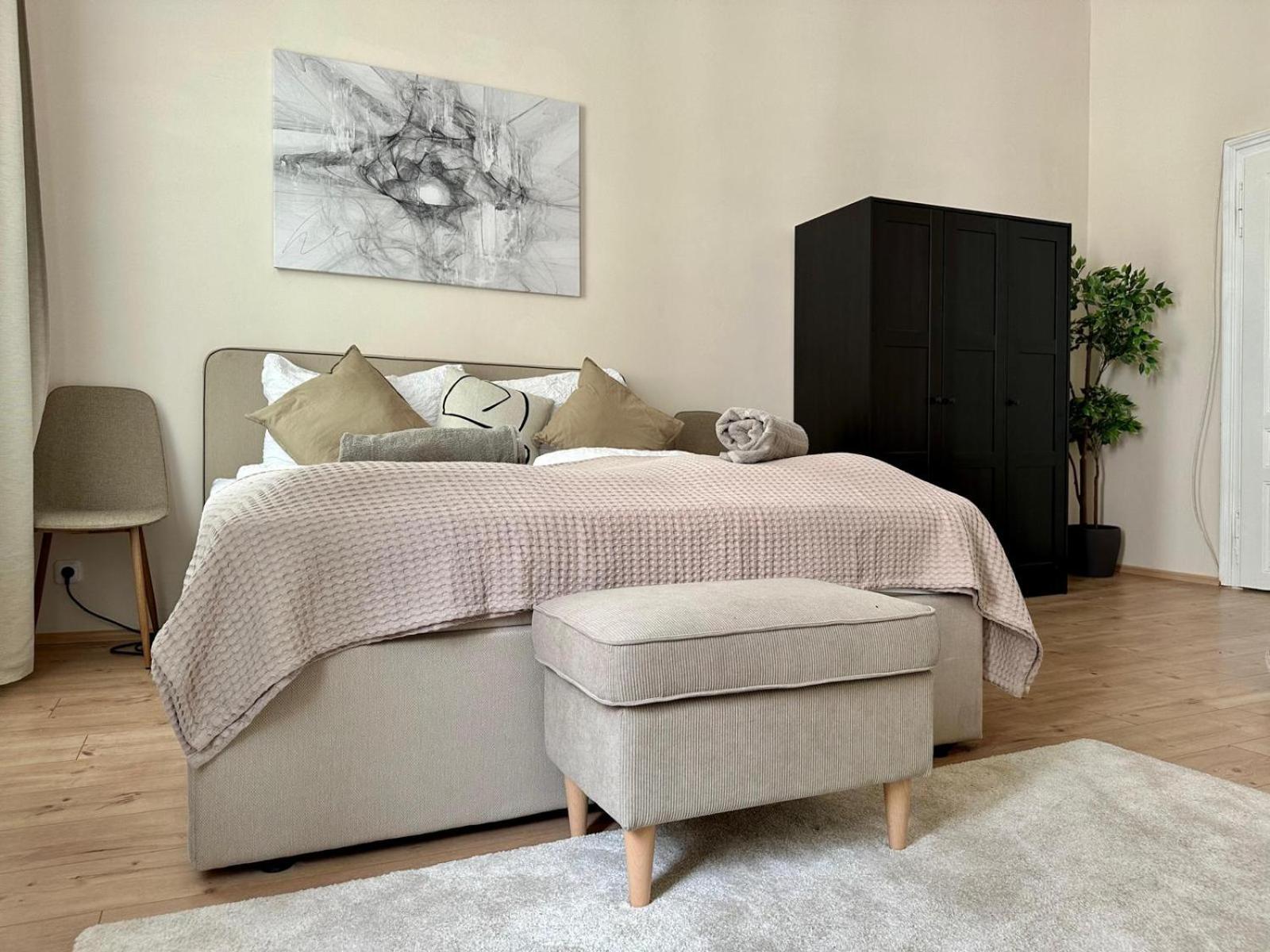 Spacious Apartment, 3 Min To U6 Metro Bécs Kültér fotó