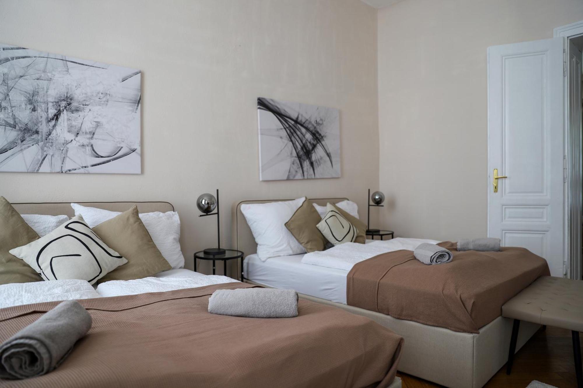 Spacious Apartment, 3 Min To U6 Metro Bécs Kültér fotó