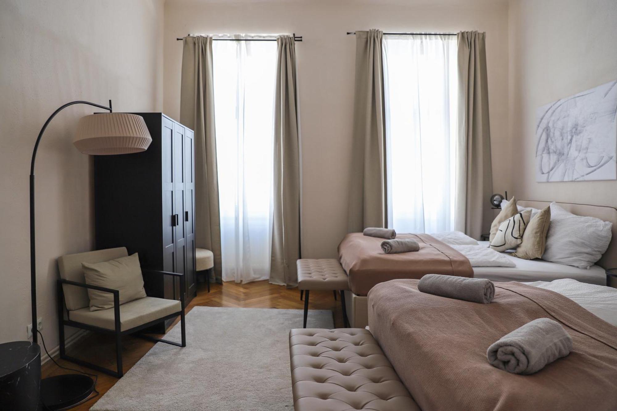 Spacious Apartment, 3 Min To U6 Metro Bécs Kültér fotó
