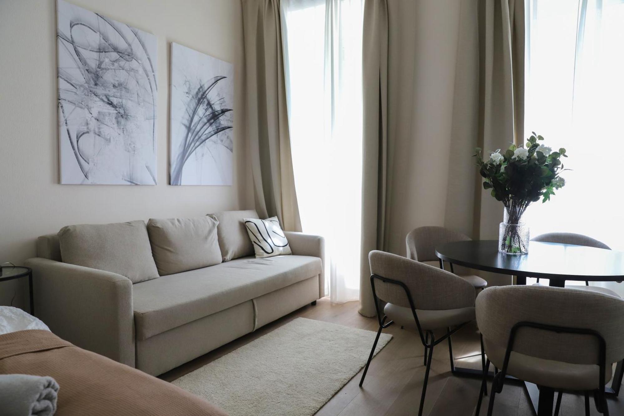 Spacious Apartment, 3 Min To U6 Metro Bécs Kültér fotó