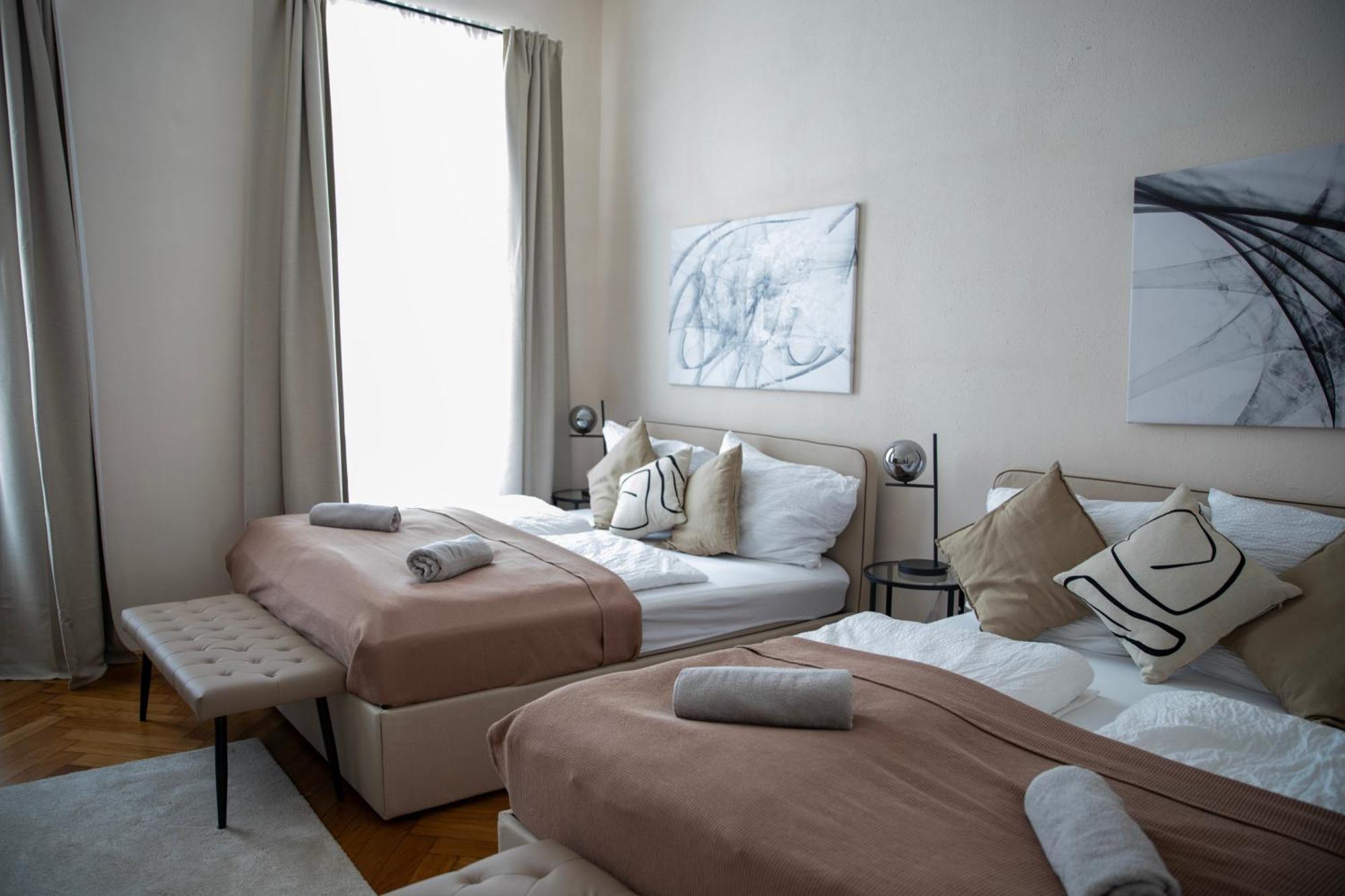 Spacious Apartment, 3 Min To U6 Metro Bécs Kültér fotó